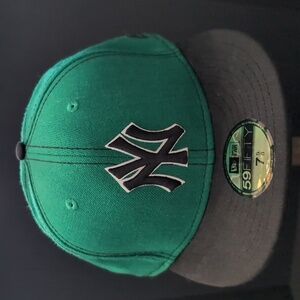 New Era, General Merchandise,59Fifty Green/Black New York Yankees Hat.